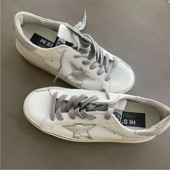 Golden Goose Women Hi Star White & Silver Star Never Been Worn Sneakers size 38 - Picture 2 of 5